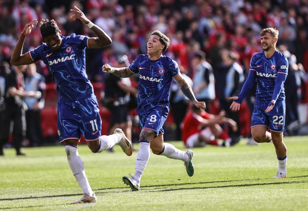 输国米后萨里称意大利裁判水平不够格，拉齐奥官方发声明澄清